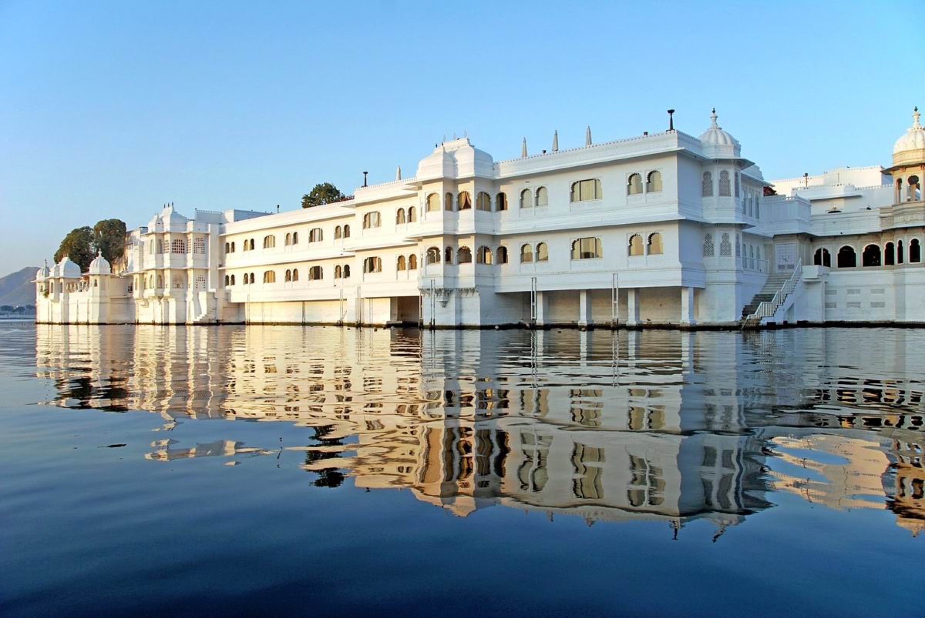 Taj Lake Palace, UDAIPUR, INDIA