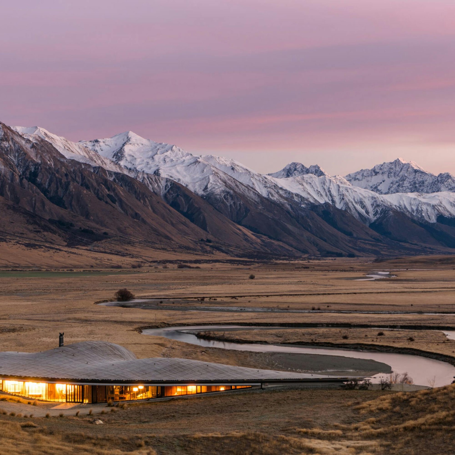 The Lindis, AHURIRI VALLEY, NEW ZEALAND