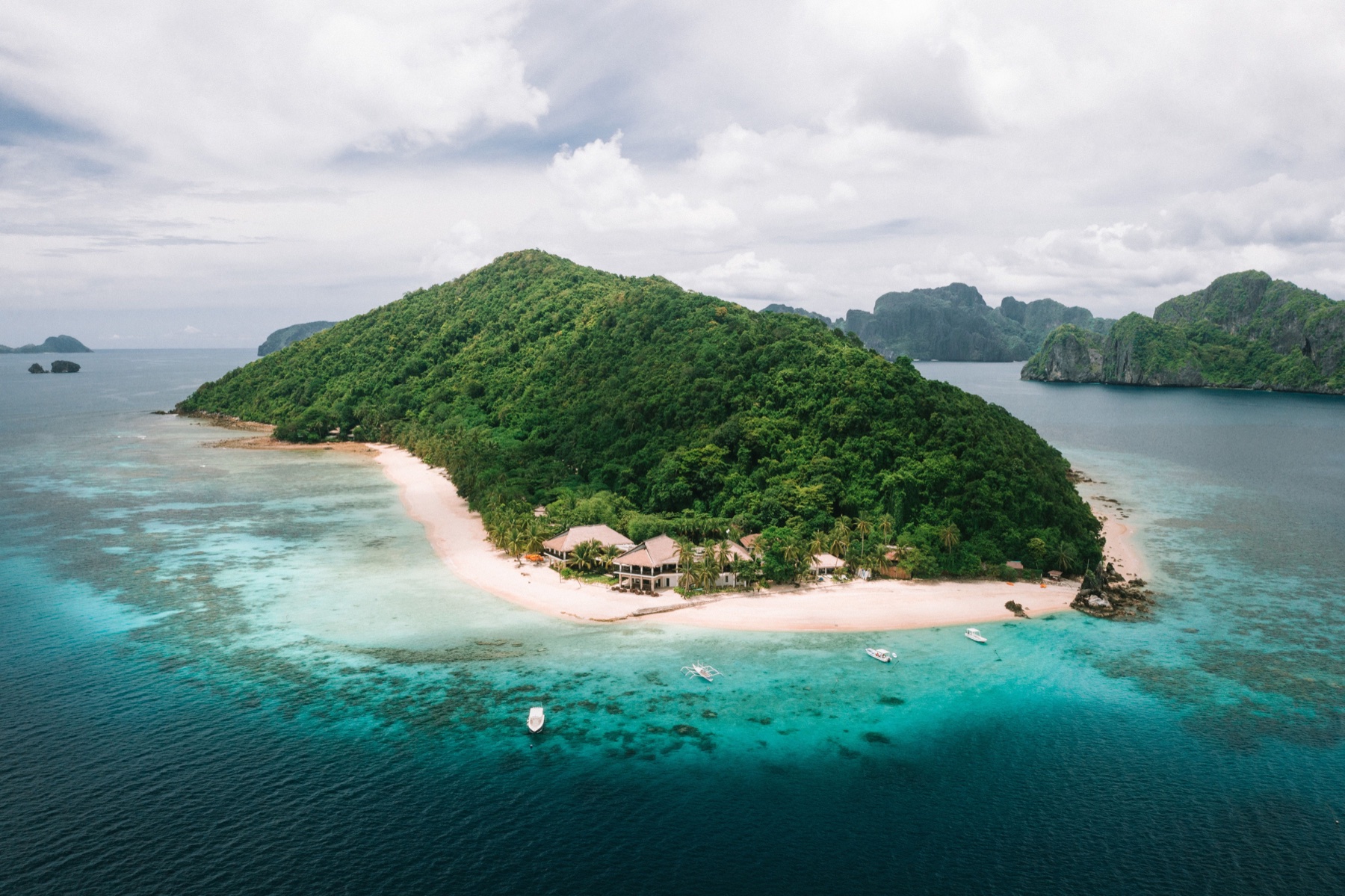 Pangulasian Island Resort, Philippines
